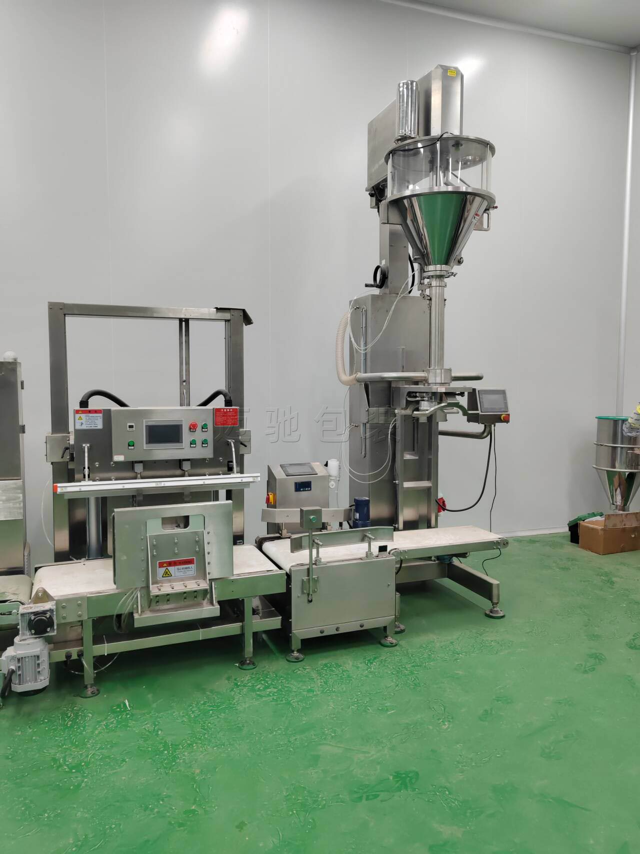 底充式包裝機(jī)選型指南:多維度考量與邁馳方案