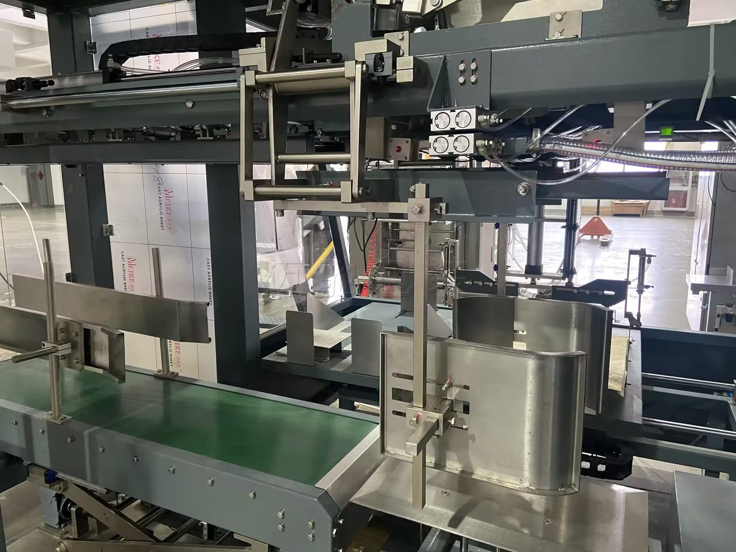 廣州邁馳專注各類原料包裝機(jī)研發(fā),提升包裝作業(yè)效能